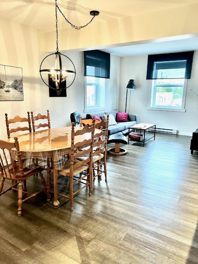 Sutton - Condo Au Coeur Du Village المظهر الخارجي الصورة